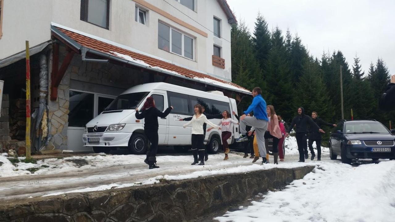 Kuca Za Odmor "Djurovic" Apartment Kopaonik Bagian luar foto